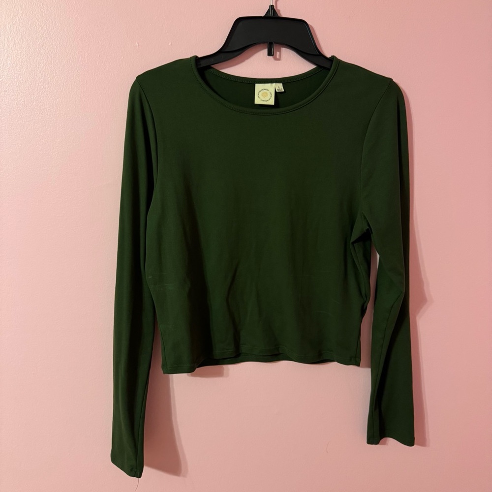 Green Cropped Fitted Long Sleeve Tee